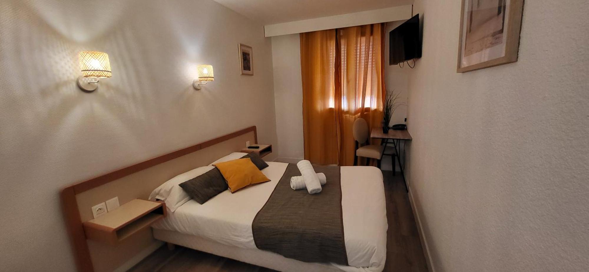 Hotel Austria Style -Ex Nestor Hotel Bourg-lès-Valence Dış mekan fotoğraf