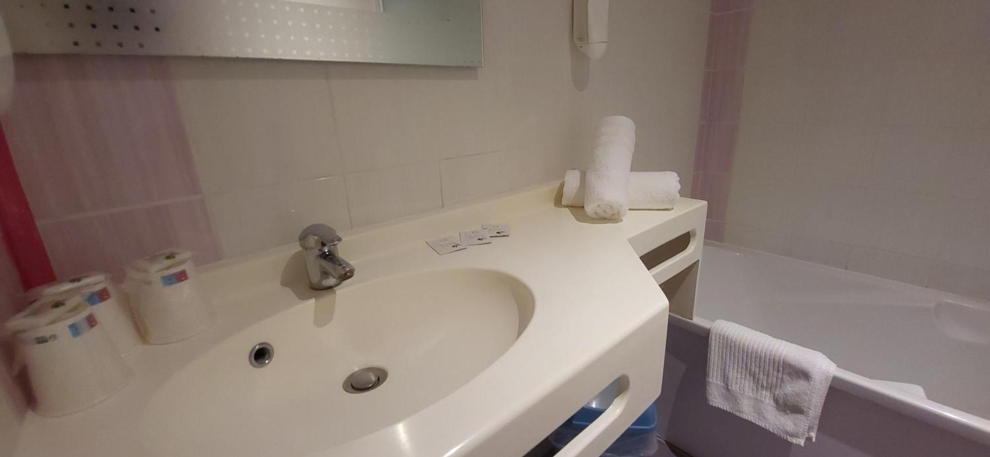 Hotel Austria Style -Ex Nestor Hotel Bourg-lès-Valence Dış mekan fotoğraf