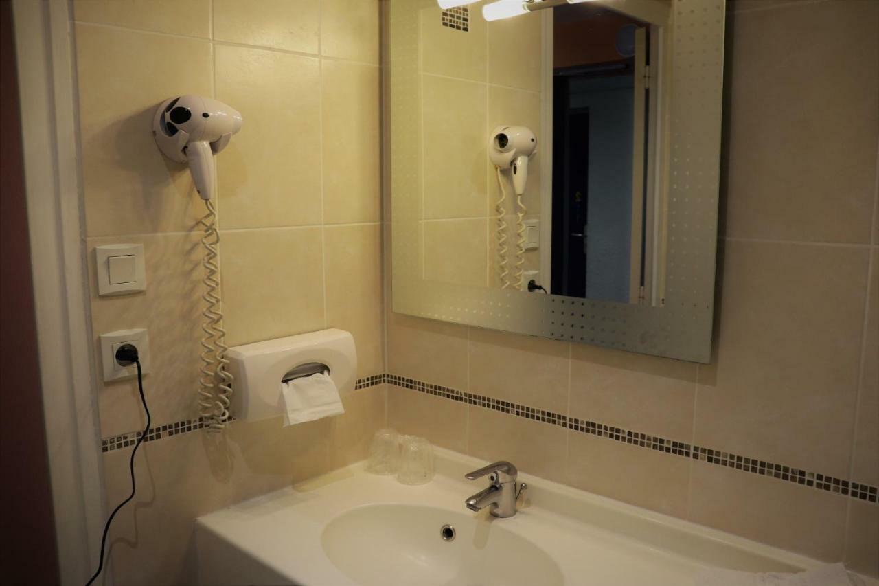 Hotel Austria Style -Ex Nestor Hotel Bourg-lès-Valence Dış mekan fotoğraf